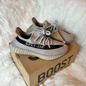 Yeezy 350 Slate Size 5.5 BRAND NEW